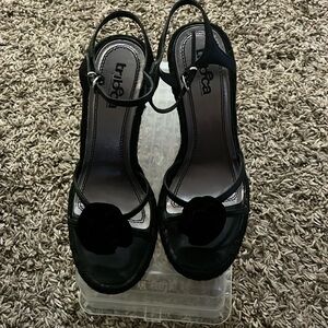Tribecca wedge heals